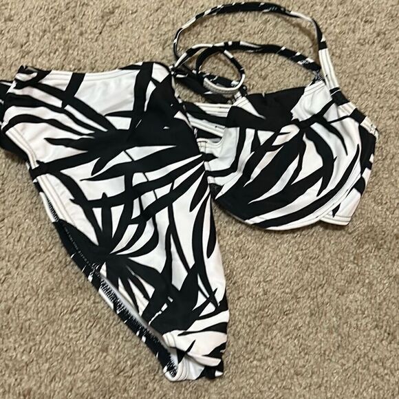 La Roche Women's L Tropical Print Bikini Set Black White Underwire Swimsuit New - Picture 11 of 11